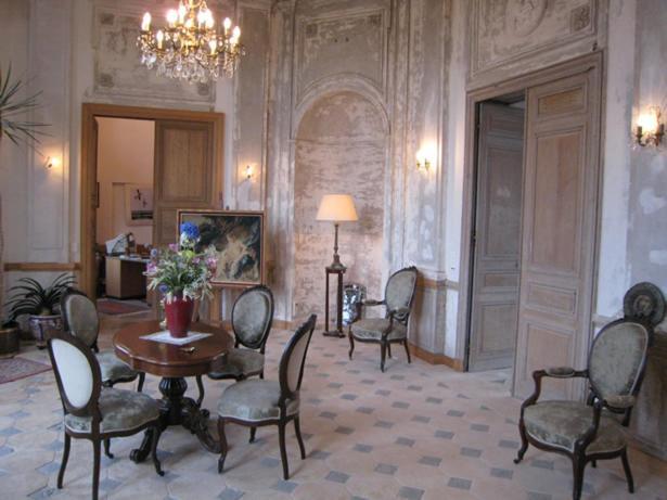 Chateau De Flee Semur-en-Auxois Exterior photo